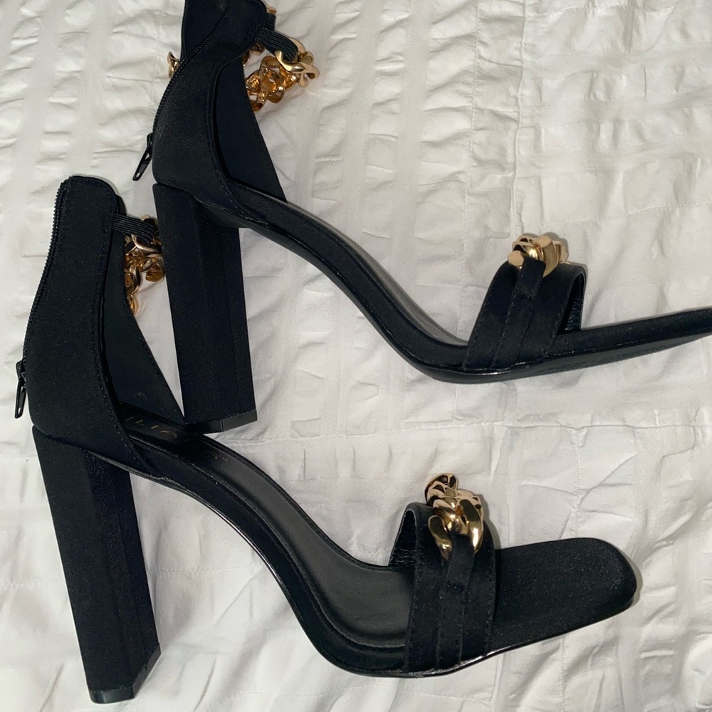Lillian chunky heels